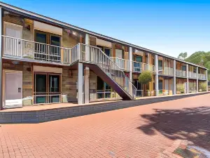 The Swan Valley Hotel