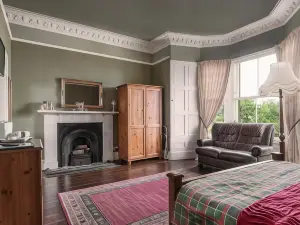 Aynetree Guest House