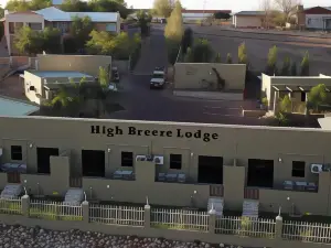 High Breeze Lodge