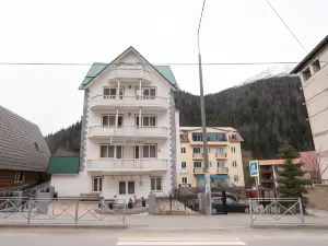 Snezhnaya Koroleva Hotel