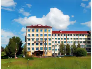 Oktyabryskaya Hotel
