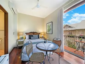 Fremantle Port Mill Bed & Breakfast - Unique Accommodation