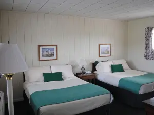 Rock Ledge Motel