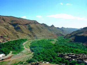 Kasbah des Montagns Maisons d'hôtes la vallée des Roses