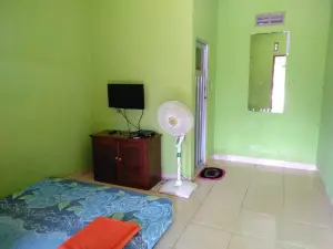 Penginapan Griya Watukelir