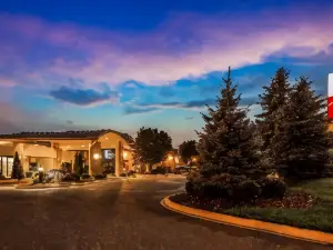 Best Western Plus Guildwood Inn