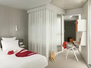 Okko Hotels Paris Porte de Versailles