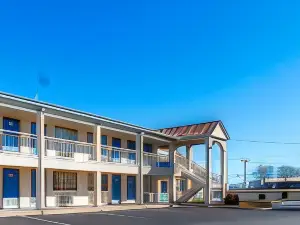 Motel 6 Stephenville, TX