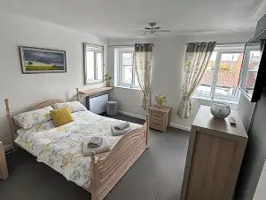 Immaculate 2-Bed Cottage in Flamborough