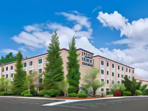 Four Points by Sheraton Bellingham Hotel & Conference Center