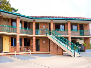 Crescent Motel Taree
