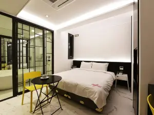 Hotel Infini