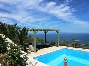 Dio Guesthouses
