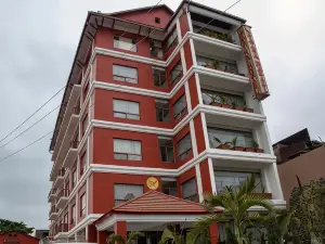 Ratna Hotel
