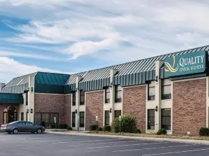 Quality Inn & Suites Shelbyville I-74