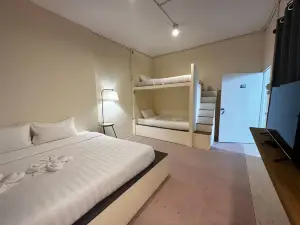 諾姆空間旅舍