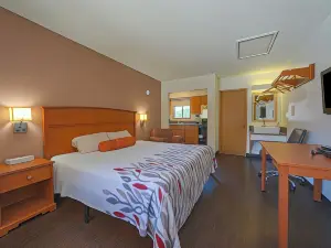 Budget Inn Gladstone by OYO - Portland Clackamas
