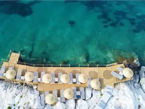 AKVARYUM BUTIK OTEL KARABURUN