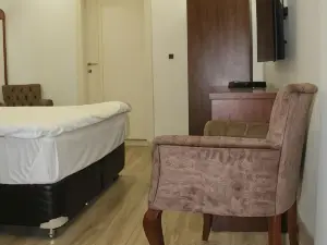 Mardia Hotel