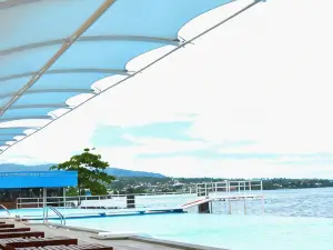 Lion Hotel & Plaza