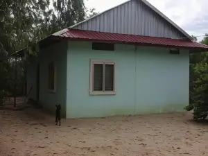 佛 掃馬馳特 招待所
