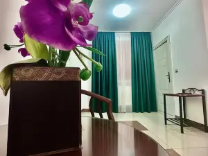 Imperial Golden Ray Resort by Utm