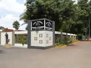 AAA Rose Garden Guesthouse