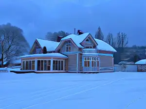 Rosa Huset Osebol
