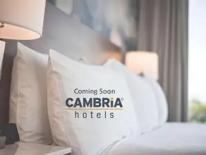 Cambria Hotel Tampa-Brandon
