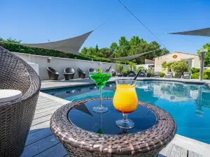 Elégance Suites Hôtel