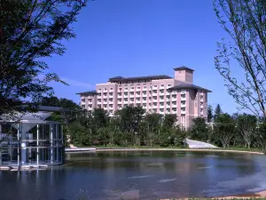 Okura Akademia Park Hotel