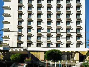 Hotel Fenyõ
