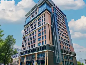 Grand Yan Hotel (Гранд Ян Отель)