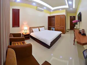 Ruby Hotel