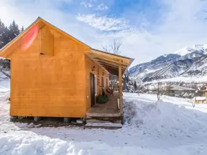 Cottage Shgedi