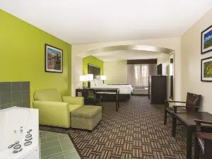 La Quinta Inn & Suites by Wyndham Fruita