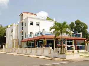 安東珊瑚礁飯店