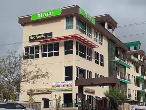Fort Hotel