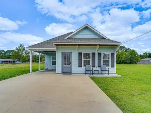 크로울리의 아늑한 집: 모던 인테리어, 커버드 포치 포함!