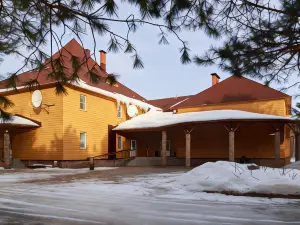 Chesnava Park-Hotel