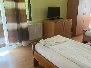Pensiunea Oșencuța