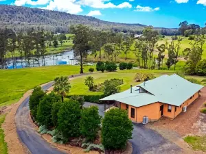 Clarendon Forest Retreat