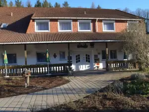 Land-Hotel am Wald Garni