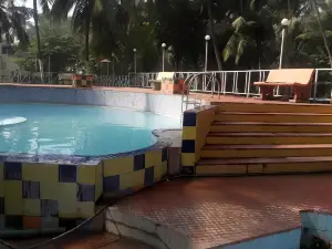 Green Paradise Resort