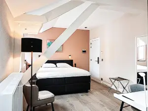 โรงแรมแอลอาร์ทิสต์