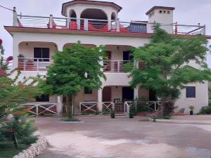 Eliwes Villa