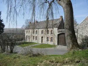 福爾姆德古爾斯格涅斯住宿加早餐旅館