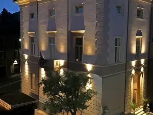 瓦雷澤歐羅巴酒店