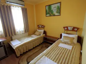 Villa Atina