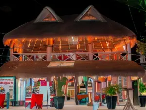 Hotel Mayahau Coba